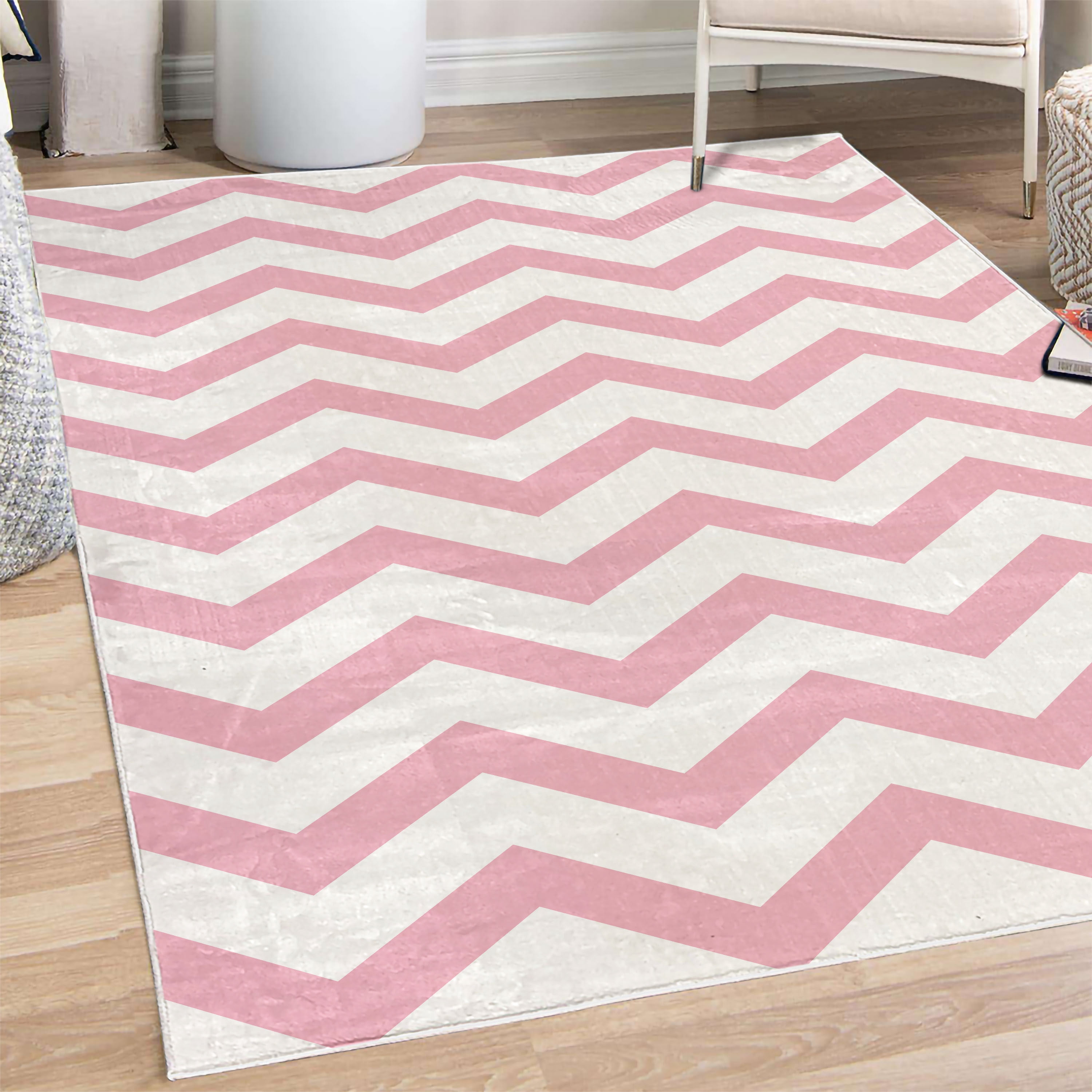 Striped Decorative Rug, Modern Summer Season Pattern Zigzag Tile Design ...