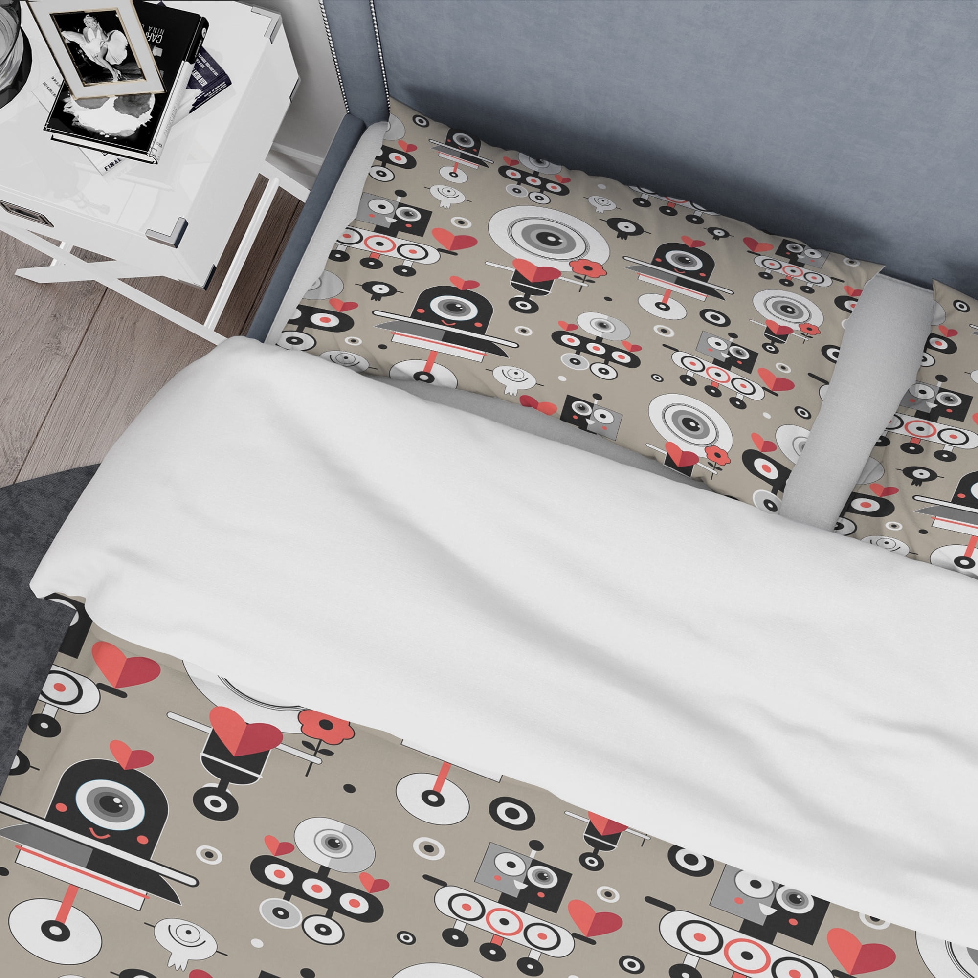 Designart 'Pattern Amusing Lovers Robots' Modern & Contemporary Duvet Cover Set