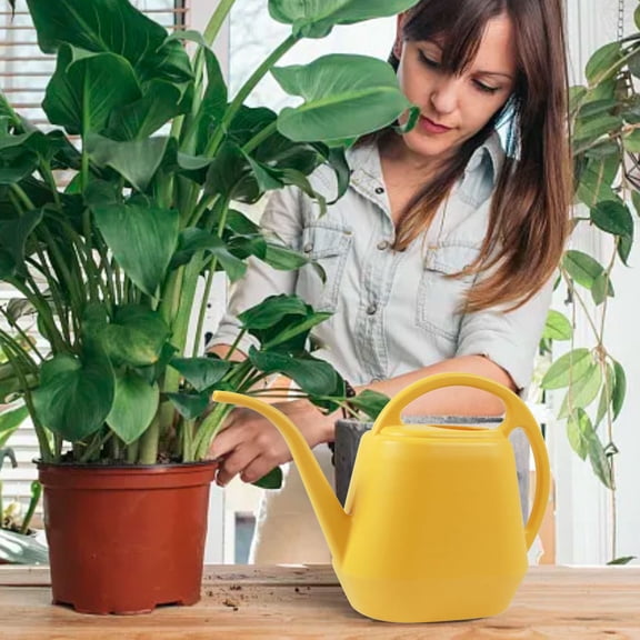 Yoziaaoa 1 pcs Watering Can, Plastic Watering Cans with Comfortable Handle, Small Garden Watering Cans Long Spout for Indoor Outdoor Watering Plants