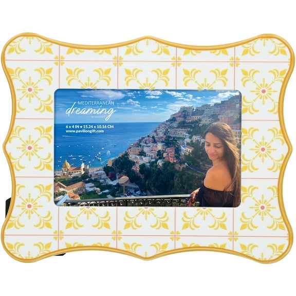 Pavilion Gift Company - Yellow Pattern - 8.25" x 6.5" Picture Frame
(Holds 6" x 4" Photo)