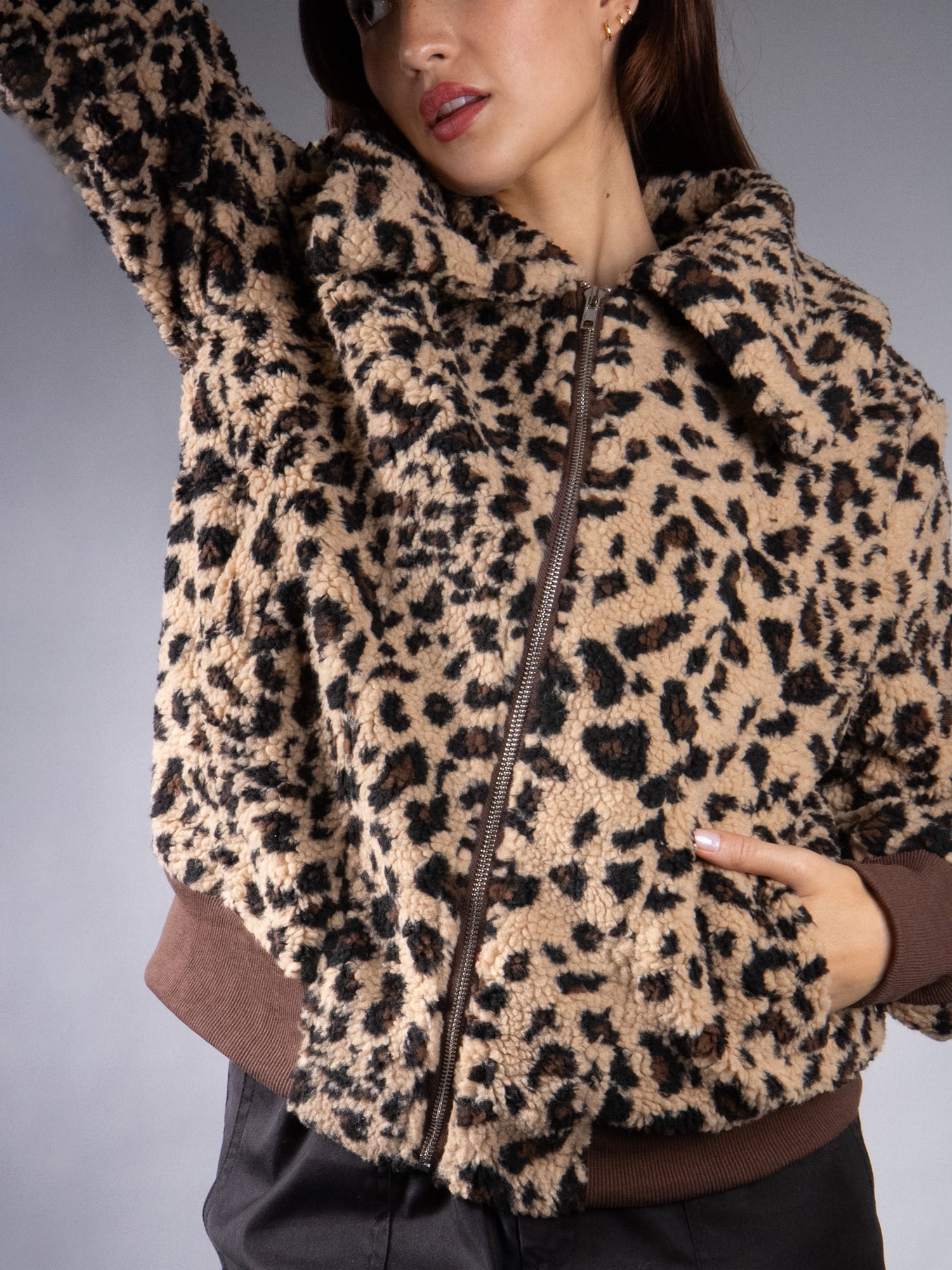 DARING DIVA Women's Stylish AK Plush Bomber Jacket L Leopard