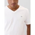 thumbnail image 4 of Camiseta GAP de algodón blanco con cuello en V y ajuste regular XS, 4 of 4