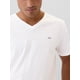 thumbnail image 4 of Camiseta GAP de algodón blanco con cuello en V y ajuste regular XS, 4 of 4