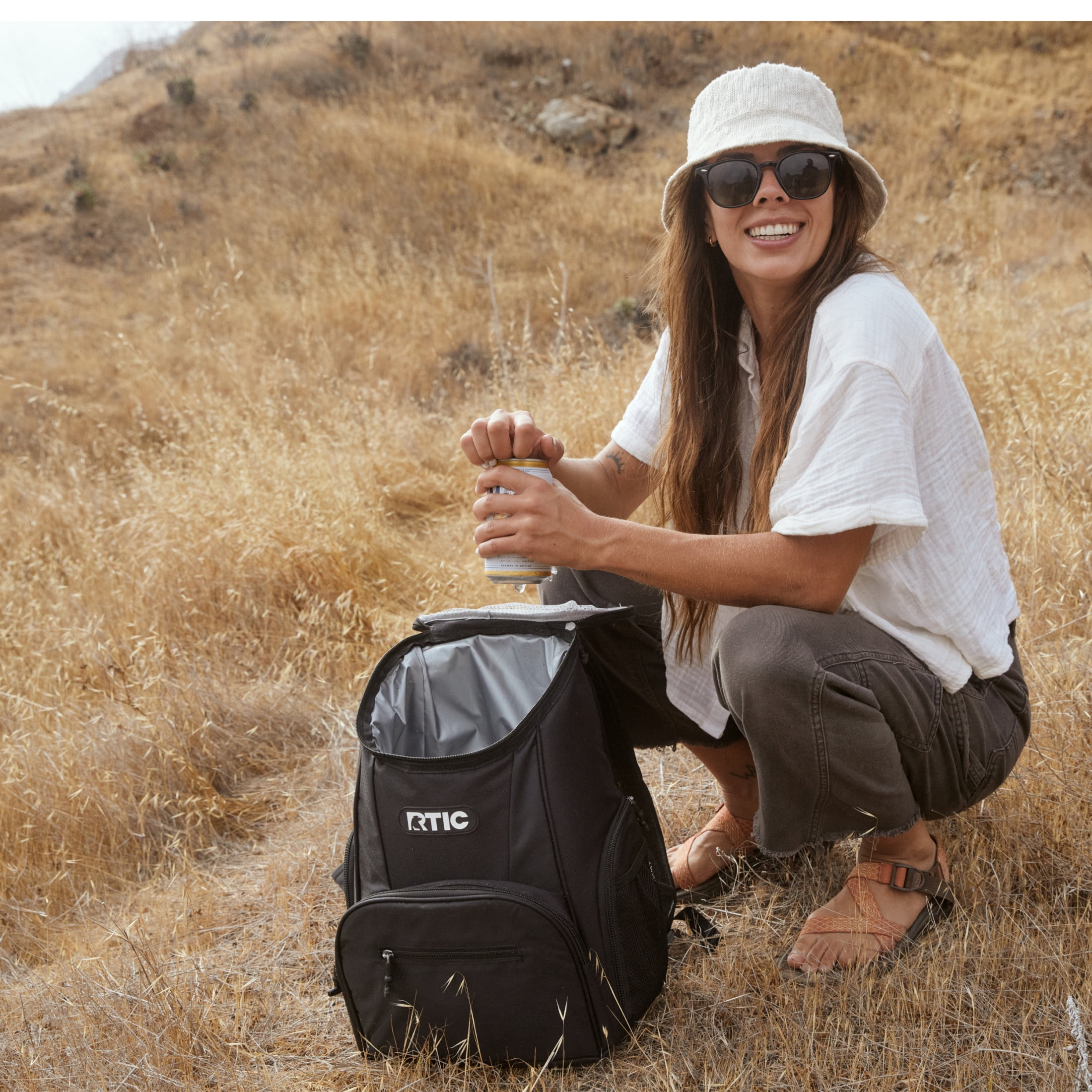 RTIC 15-Can Lightweight Cooler Backpack with Pockets, Navy & Black