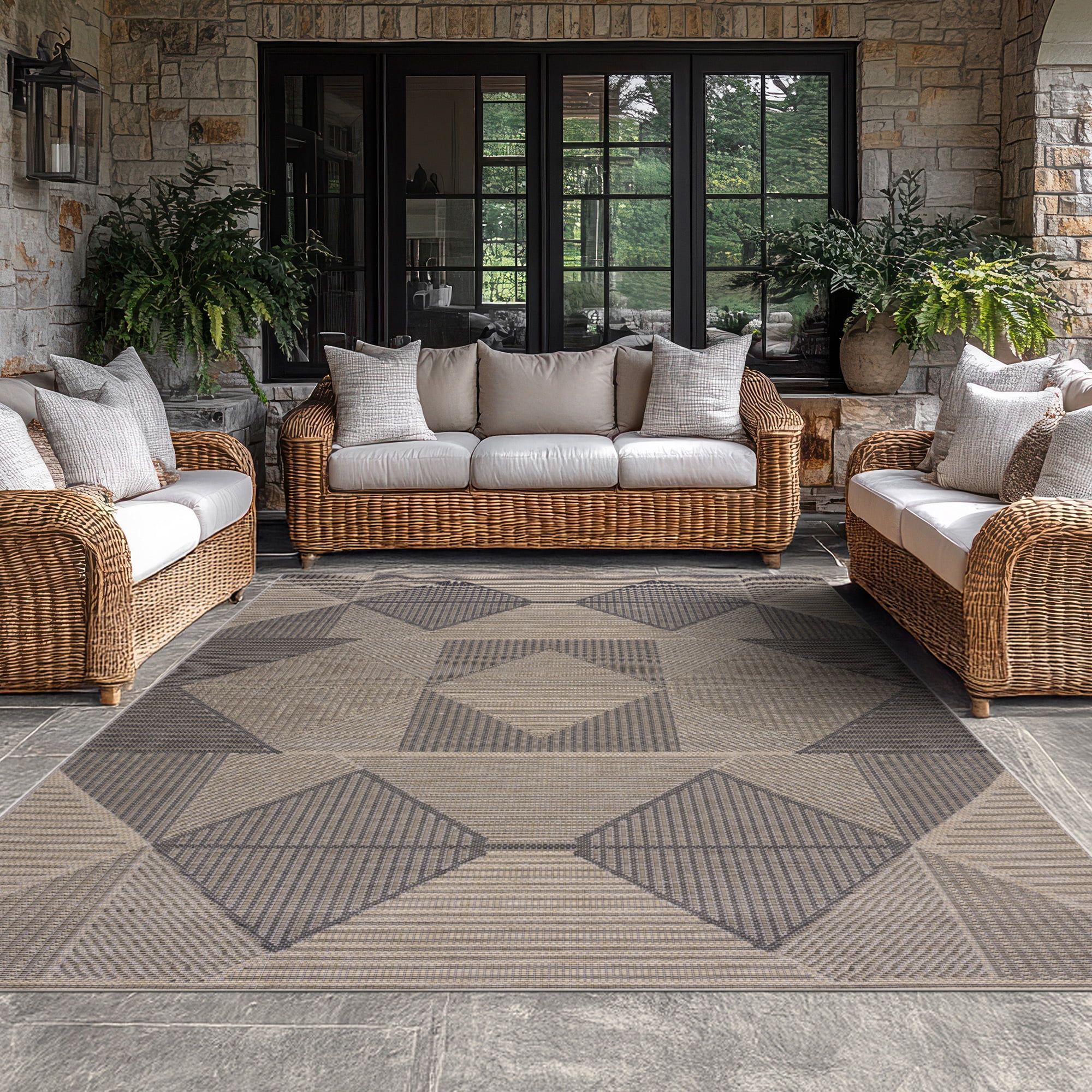 Bliss Rugs Bailey Transitional 2' x 3' Black and Natural Indoor Outdoor Area Rug