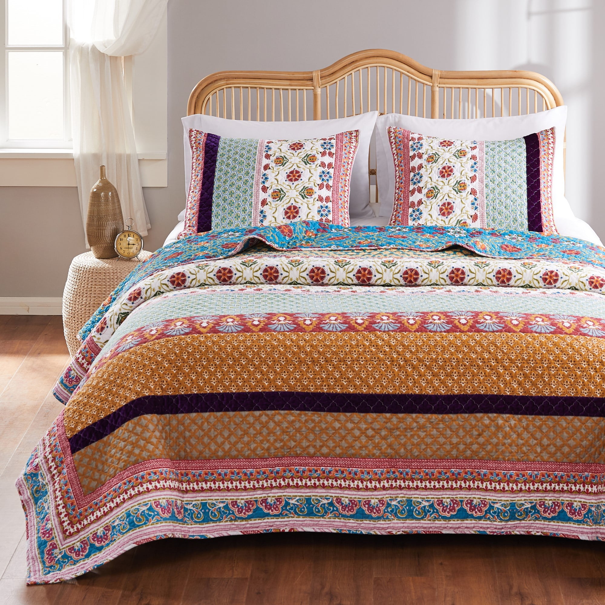Greenland Home Fashions Thalia Reversible Cotton Quilt Set, Velvet Embellished, 3-Piece Full/Queen, Tango