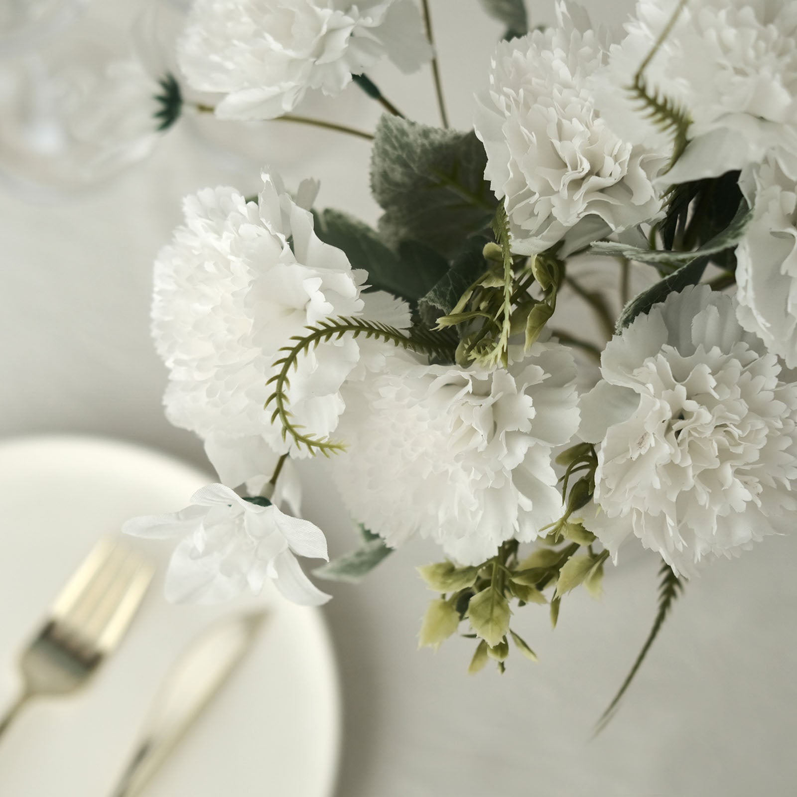 Beautiful Silk Carnation Flowers / Rental – Step and Repeat LA