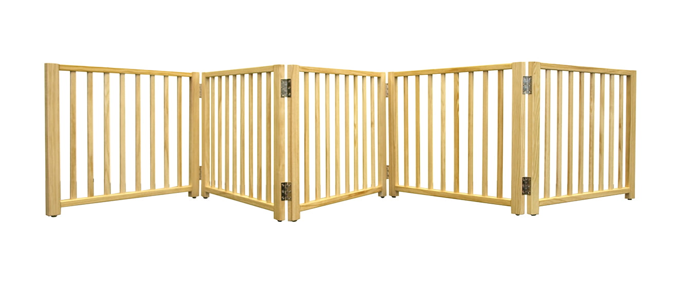 Four Paws 17h Expandable 5 Panel Dog Gate Wood