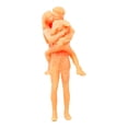 thumbnail image 2 of Figuras de personas a escala 1/64, miniaturas de resina, escenas realistas, personas diminutas para hadas Mamá sostiene al bebé, 2 of 9