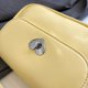 thumbnail image 1 of Bolso de hombro cuadrado pequeño con cerradura en forma de corazón de moda para mujer (amarillo), 1 of 9