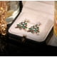 thumbnail image 1 of Pendientes de borlas de árbol de Navidad coloridos europeos y americanos para mujer, dulces pendientes de Navidad largos con decoraciones navideñas huecas y estrellas, 1 of 5