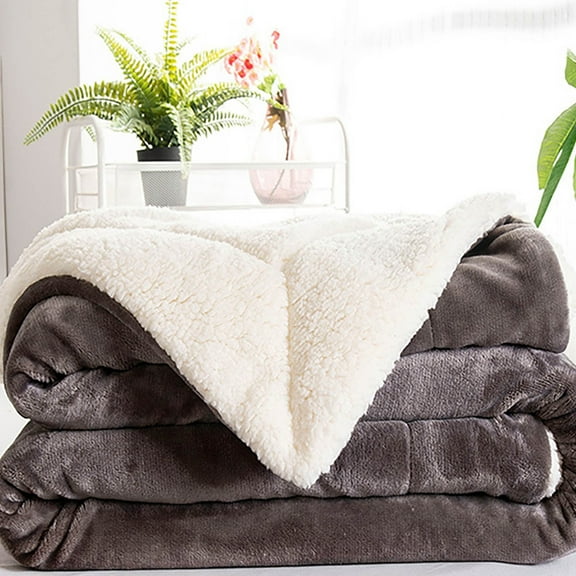 Thickened Winter Throw Blanket Double-Sided & Sherpa Plush Warm Cozy Oversized Blanket for Couch Sofa Bed All Season Use Soft Lambswool Style Striped Design