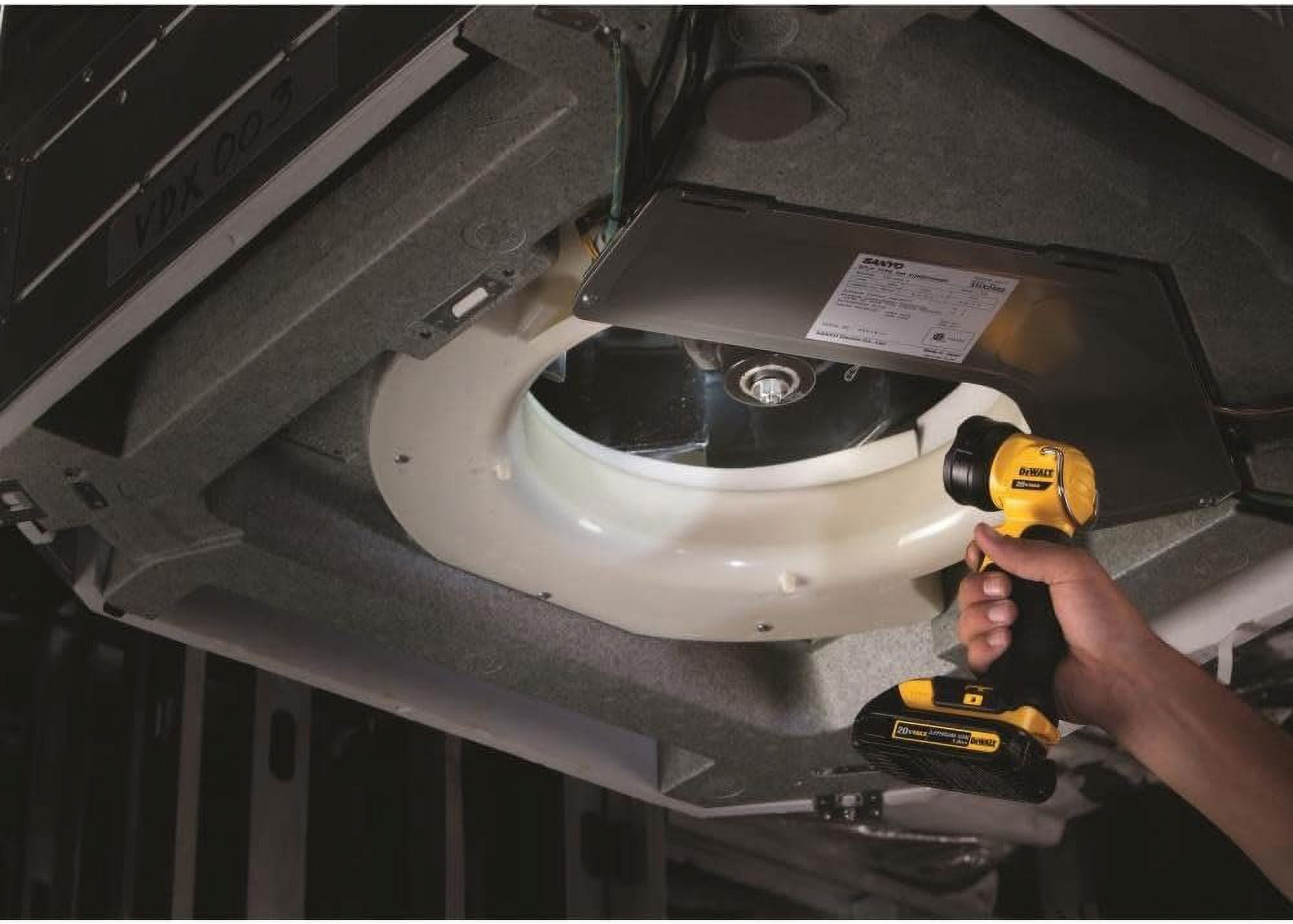 Dewalt 20V 110 Lumens MAX LED Flashlight