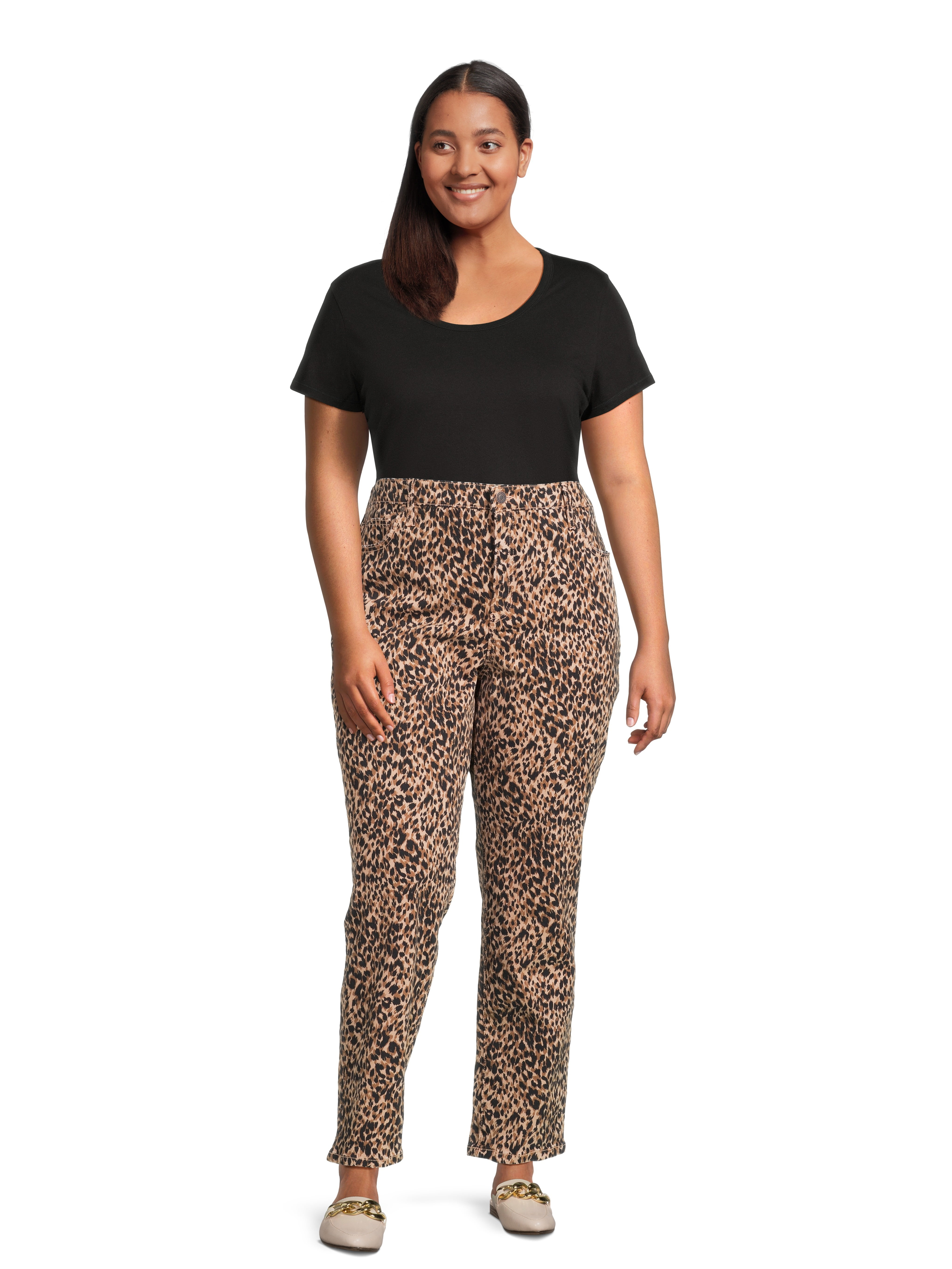 Terra & Sky Women's Plus Size Core Straight Leg Jeans, Available in Regular and Petite