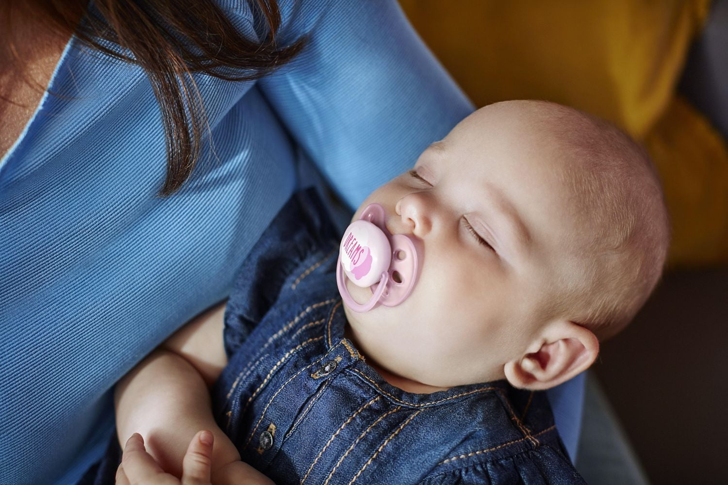 Philips Avent Ultra Soft Pacifier, 0-6 months, Mixed, 2 pack, SCF224/03