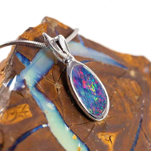 RAINBOW MOUNTAIN SPLASH STERLING SILVER AUSTRALIAN BLACK OPAL NECKLACE
