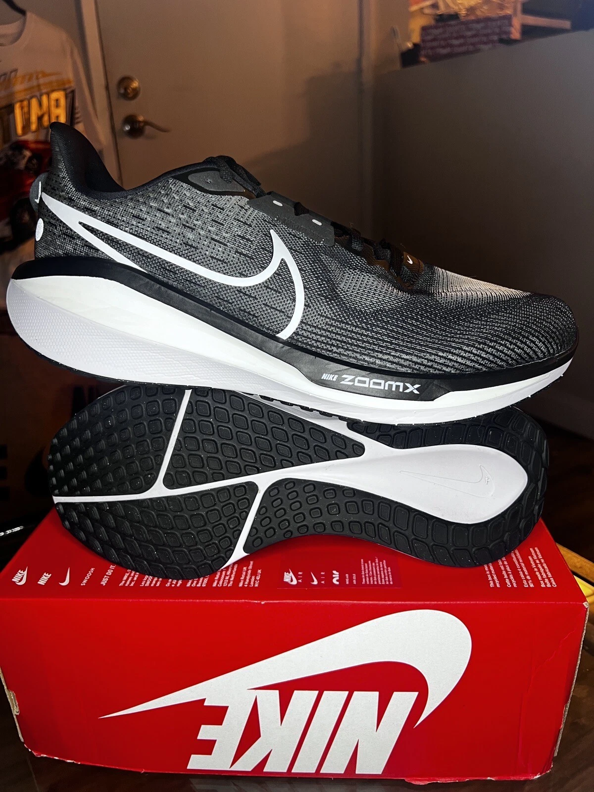 Nike Vomero 17 Men’s ZoomX Marathon Running Shoes Black White FN1139-001 - 11.5 Nike Vomero 17 Men main image 2