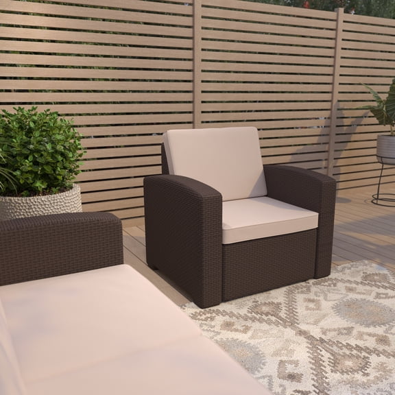 Merrick Lane Outdoor Furniture Resin Chair Dark Gray Faux Rattan Wicker Pattern Patio Chair With All-Weather Beige Cushion