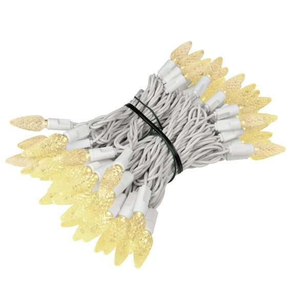 Novelty Lights Warm White True Twinkle (100% Twinkle) C6 LED Christmas String Lights 70 Strawberry Bulbs (White Wire, 24 Feet)