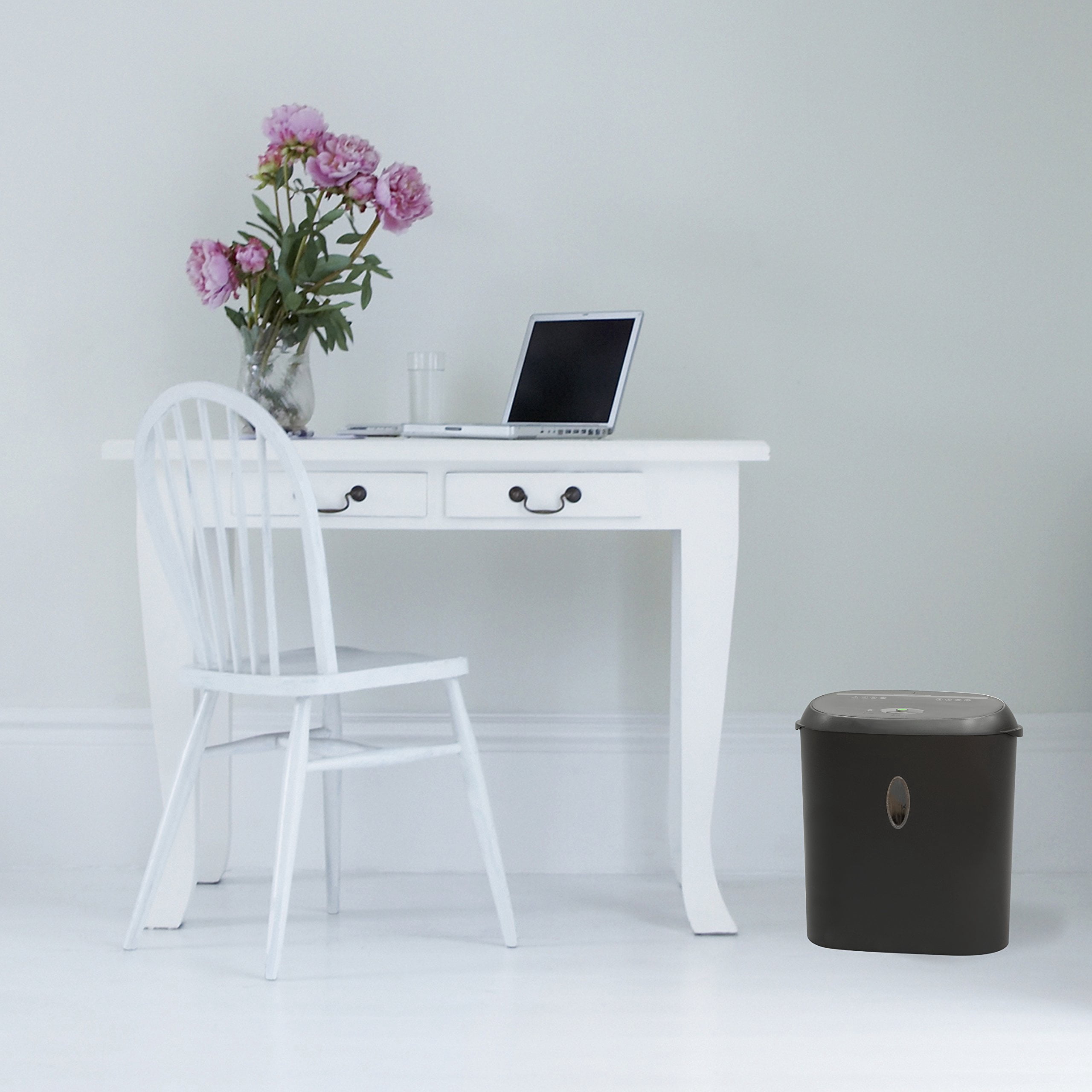 GoECOlife Limited Edition 8 Sheet Micro Cut Paper Shredder Black GMW82Bi Repackaged