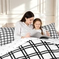 thumbnail image 4 of Manfei Modern Plaid Twin Comforter Sets,Contemporary Checkered Bedding Set,White Black,Reversible,2pcs,1 Comforter and 1 Pillowcase,2pcs,1 Comforter and 1 Pillowcase, 4 of 7