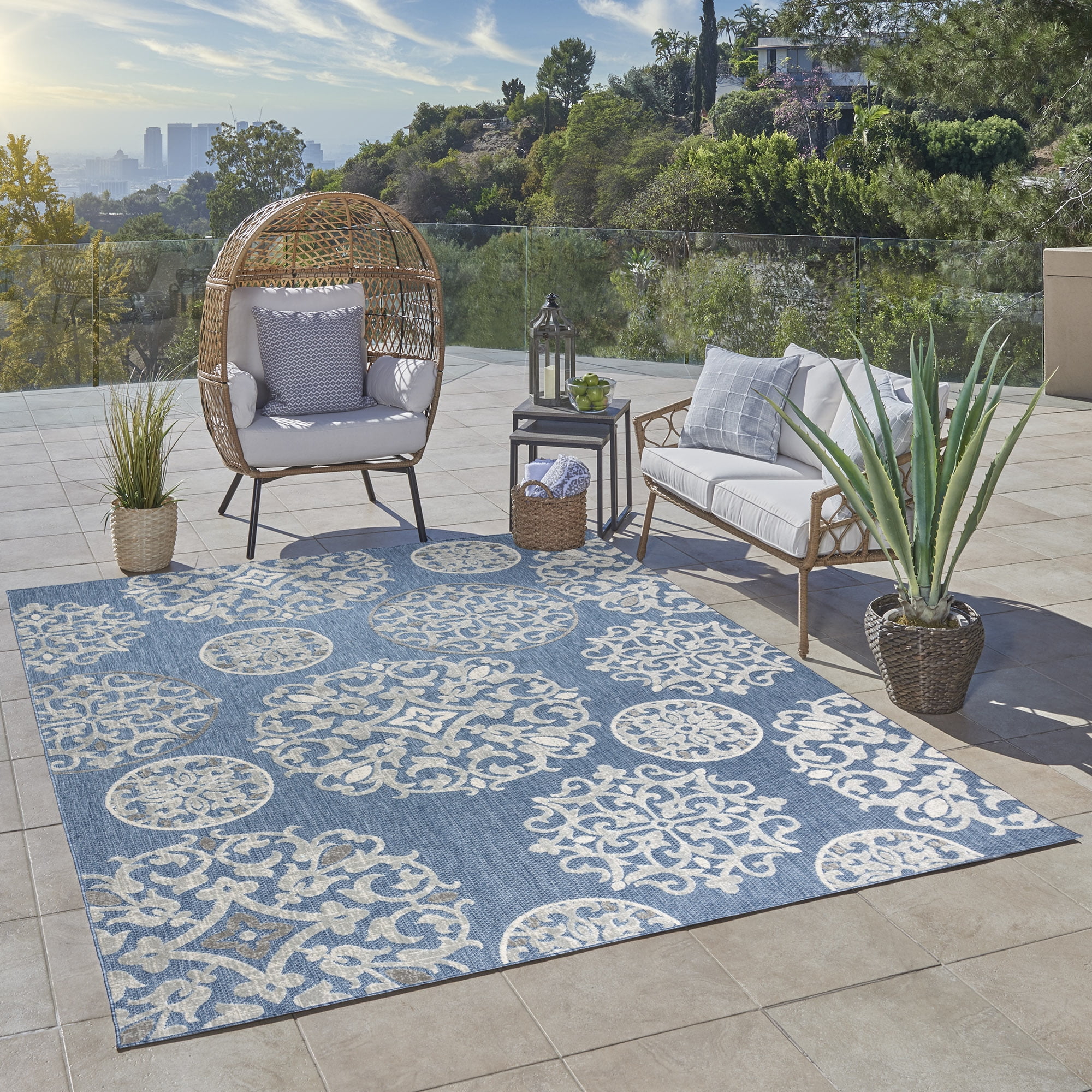 Kalari Sovana Indoor/ Outdoor Polypropylene Blue Flat Weave Area Rug, 8x10