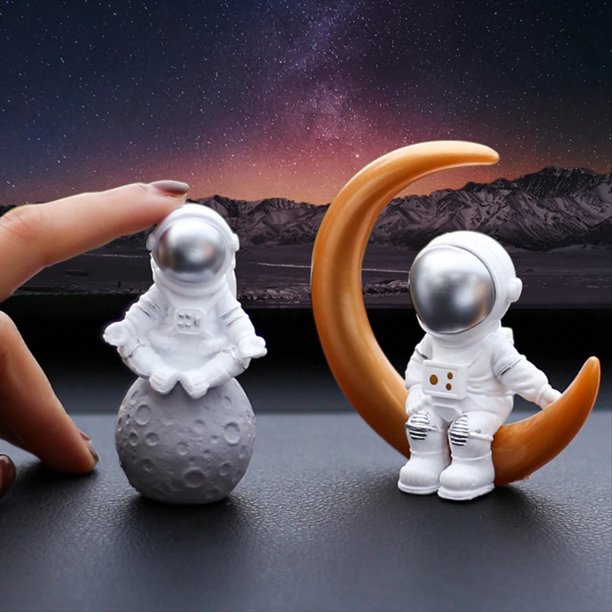 4 Piezas Figura de Astronauta Estatua Estatuilla Escultura de Astronauta Juguete Educativo Escritorio Decoración del Hogar Modelo de Astronauta Plata