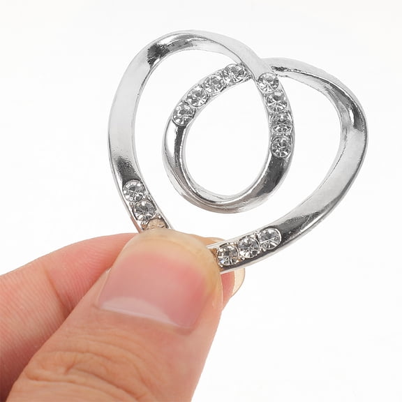 AURARMLET 3-Pack Elegant Shawl Buckle Scarf Clips for Versatile Fashion Accessories and Clothing Styling