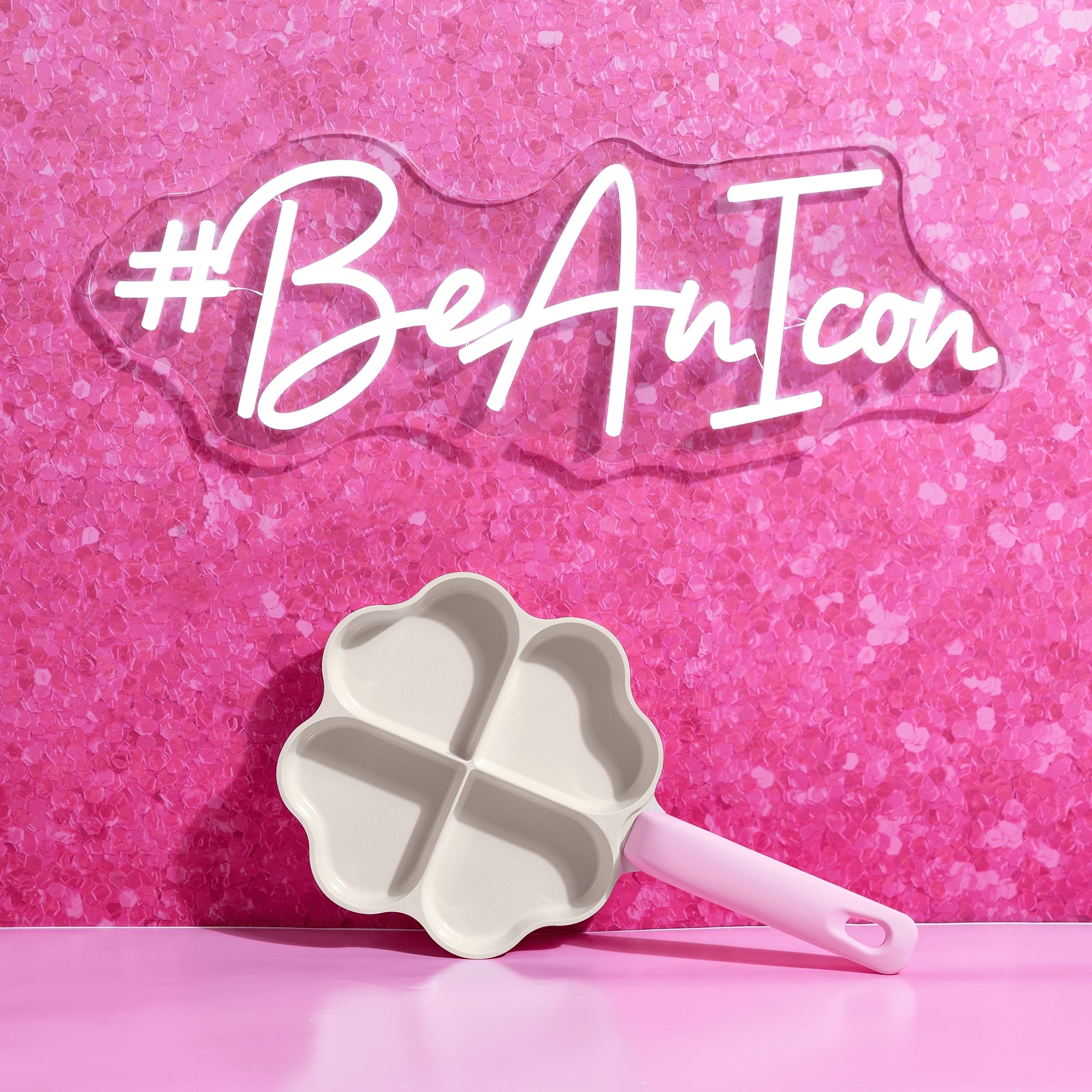 Paris Hilton 8-Inch Heart-Shaped Ceramic Nonstick Frying Pan, Pink photo 8