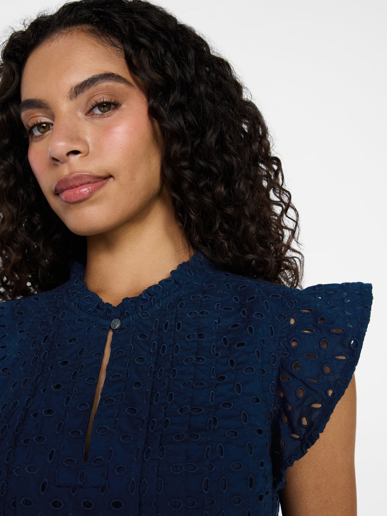 Time and Tru Women's Cotton Eyelet Top with Short Flutter Sleeves, Sizes XS-XXXL