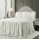 thumbnail image 1 of Falda con Volantes Lush Decor Colcha Blanca Juego de 3 Piezas Queen, 1 of 2