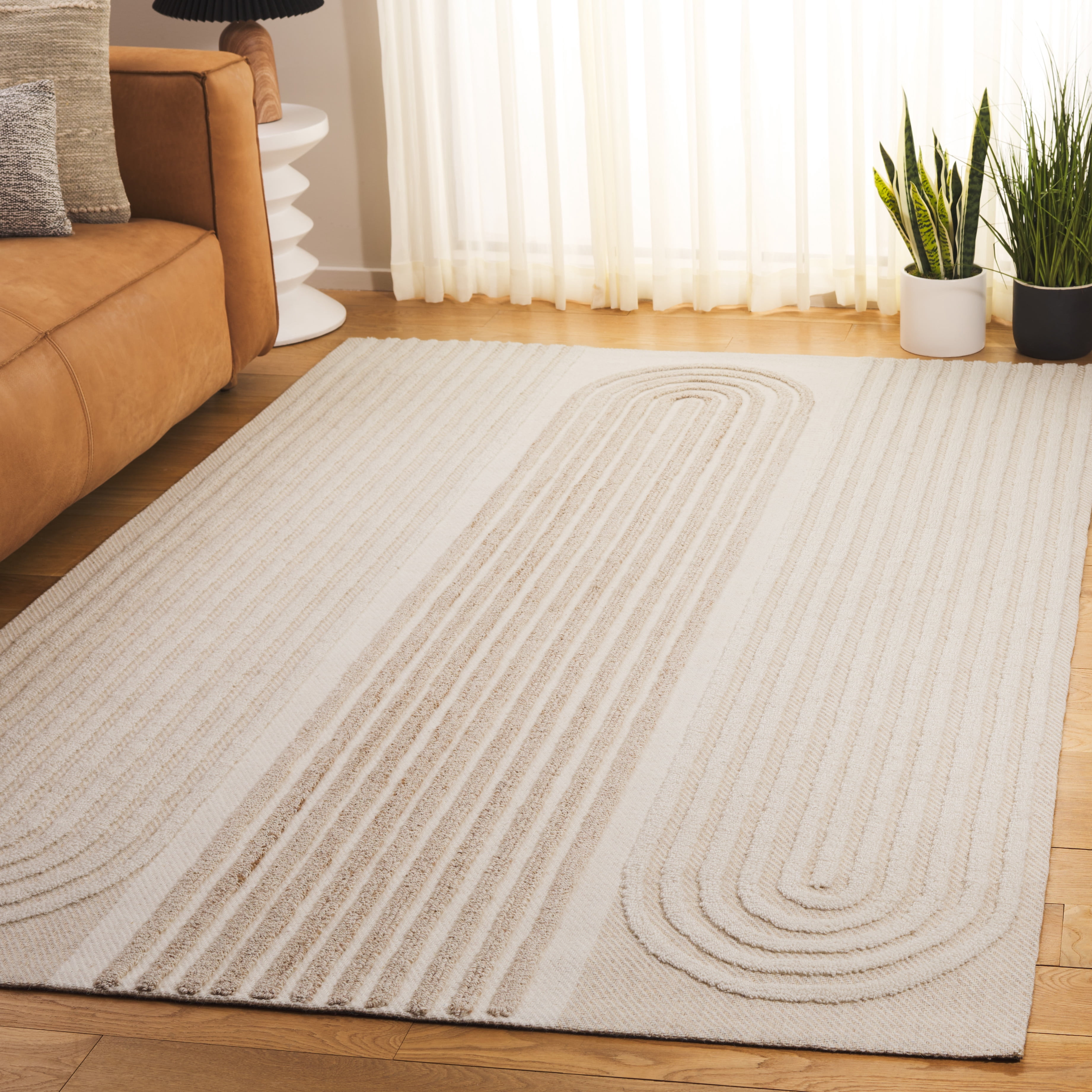 SAFAVIEH Southampton Andrew Geometric Area Rug, Ivory/Beige, 5' x 8'