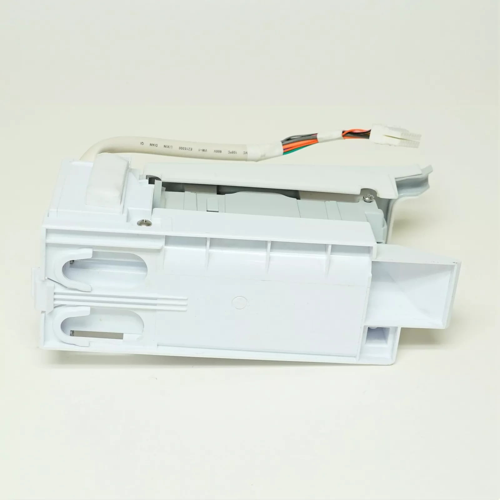 DA97-13718C for Samsung Refrigerator 6-Cube Ice Maker