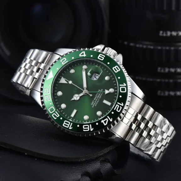 40mm Red Blue Pepsi Business Diver NH34 GMT Watch 100m Waterproof Sapphire Crystal NH34A Au Waterproof Mens Watch Dress Watch Luxury Chronograph Automatic Watch