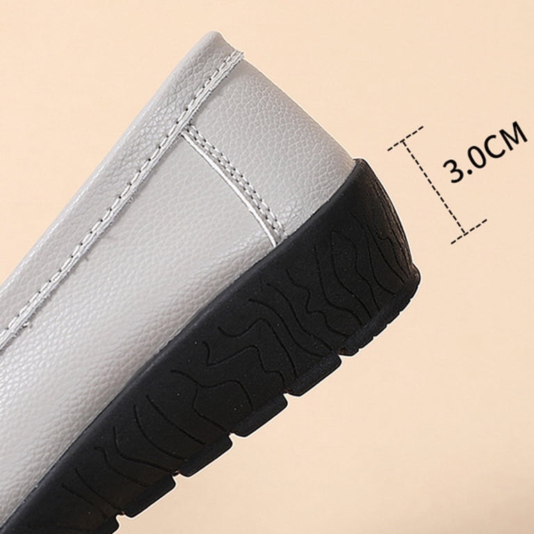 OOFOS Gray and Black Slip-On Loafers with Comfort Fit Amazon.com | OOFOS OOmg Fibre Low Shoe, Black & Gray  main image 2
