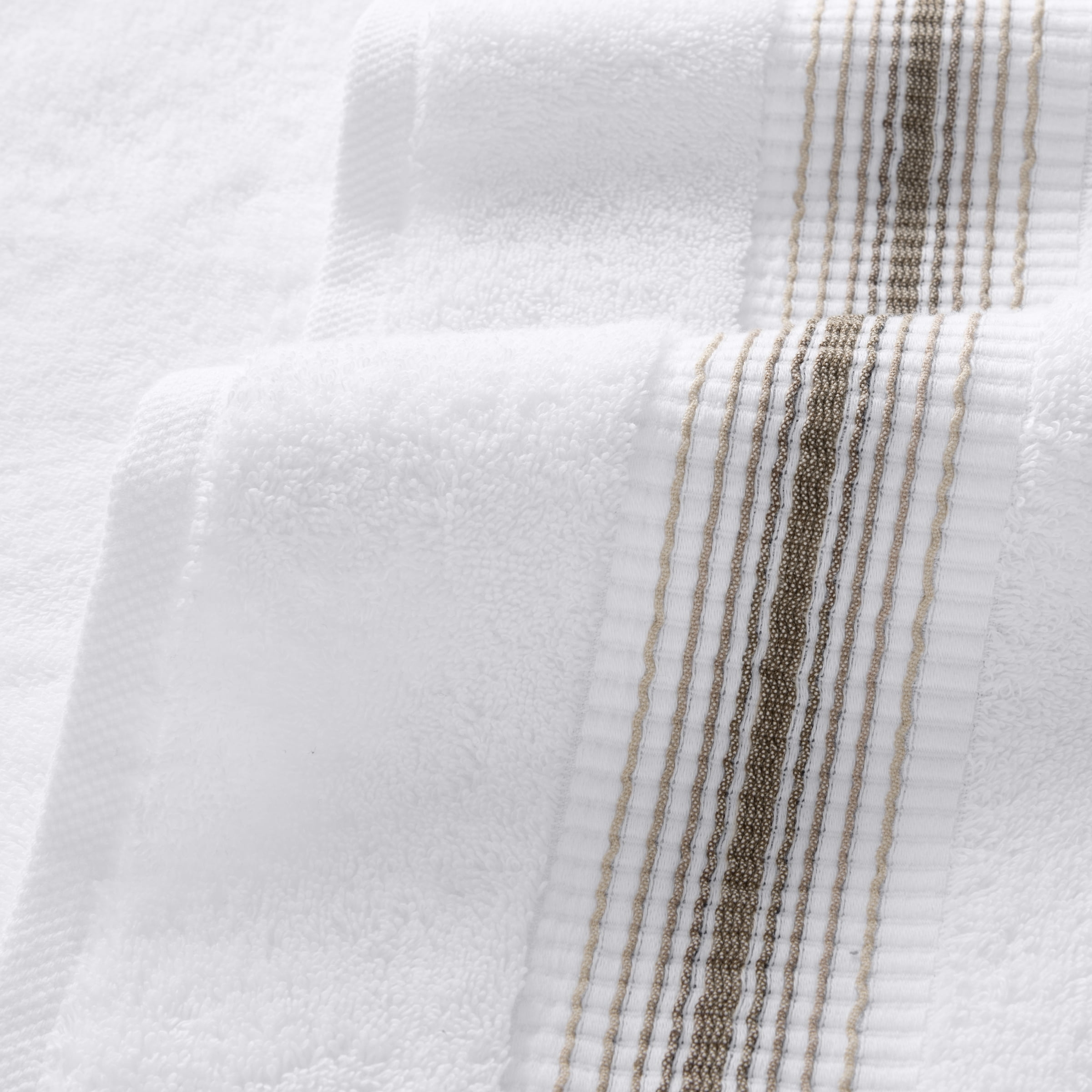 Aston & Arden Turkish Cotton Bath Towels (2-Pack, Thick 600 GSM, 30x60 in., Ultra Soft and Plush, White with Brown Ombre Striped Border