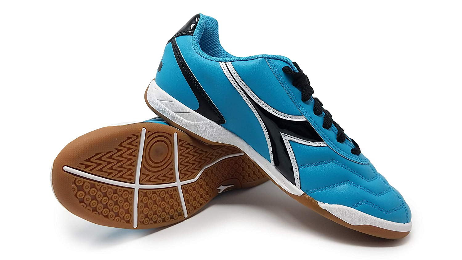 wide width indoor soccer shoes