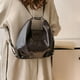 thumbnail image 5 of Mochila de hombro bolsa cruzada gran capacidad, bolsa de viaje para mujer, mochila de viaje, organzadora de compras, resistente, impermeable, ajustable, tejido de cuero, uso en oficina,, 5 of 7