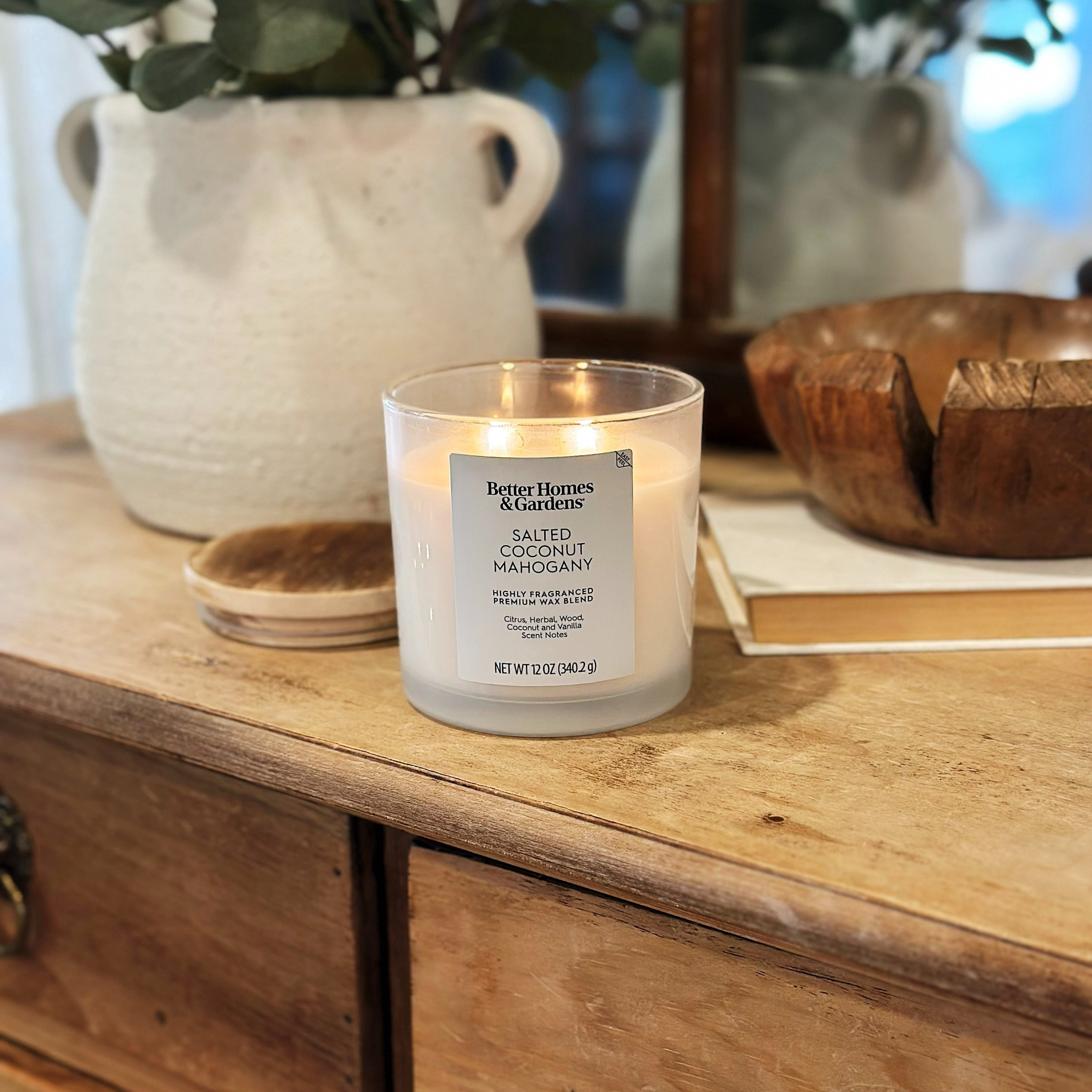 (1 pack) Better Homes and Gardens 2-Wick Salted Coconut Mahogany 12oz Scented Ombre Jar Candle