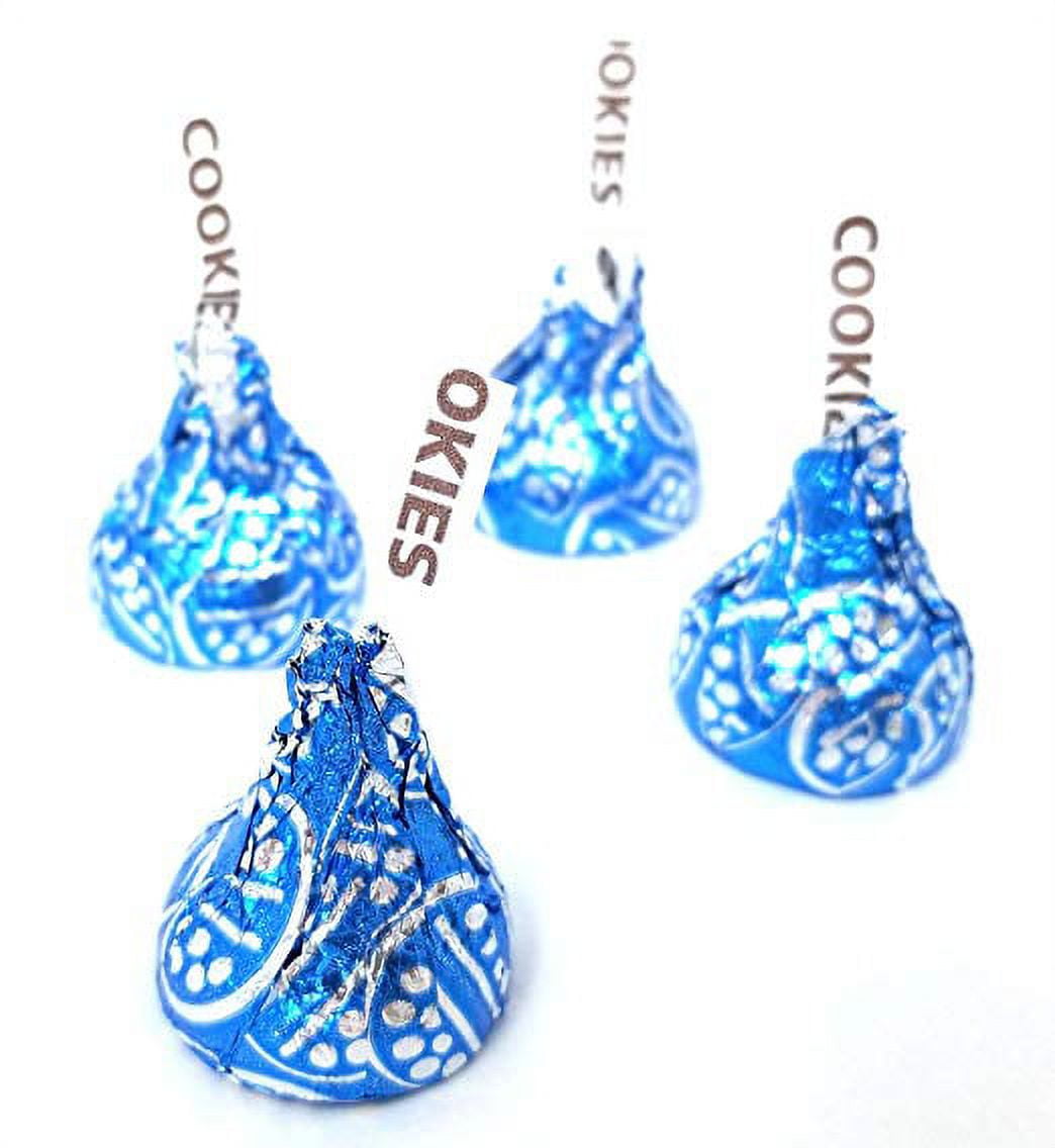 Hershey's Kisses Cookies and Cream Blue Foil, 2 pounds bag