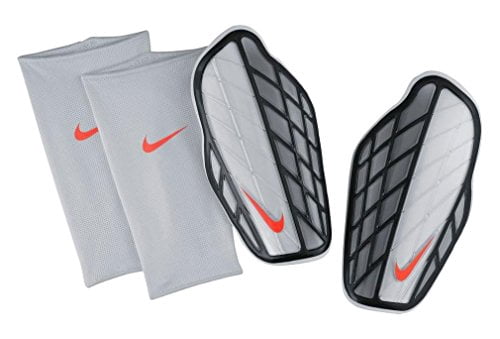 nike protegga pro