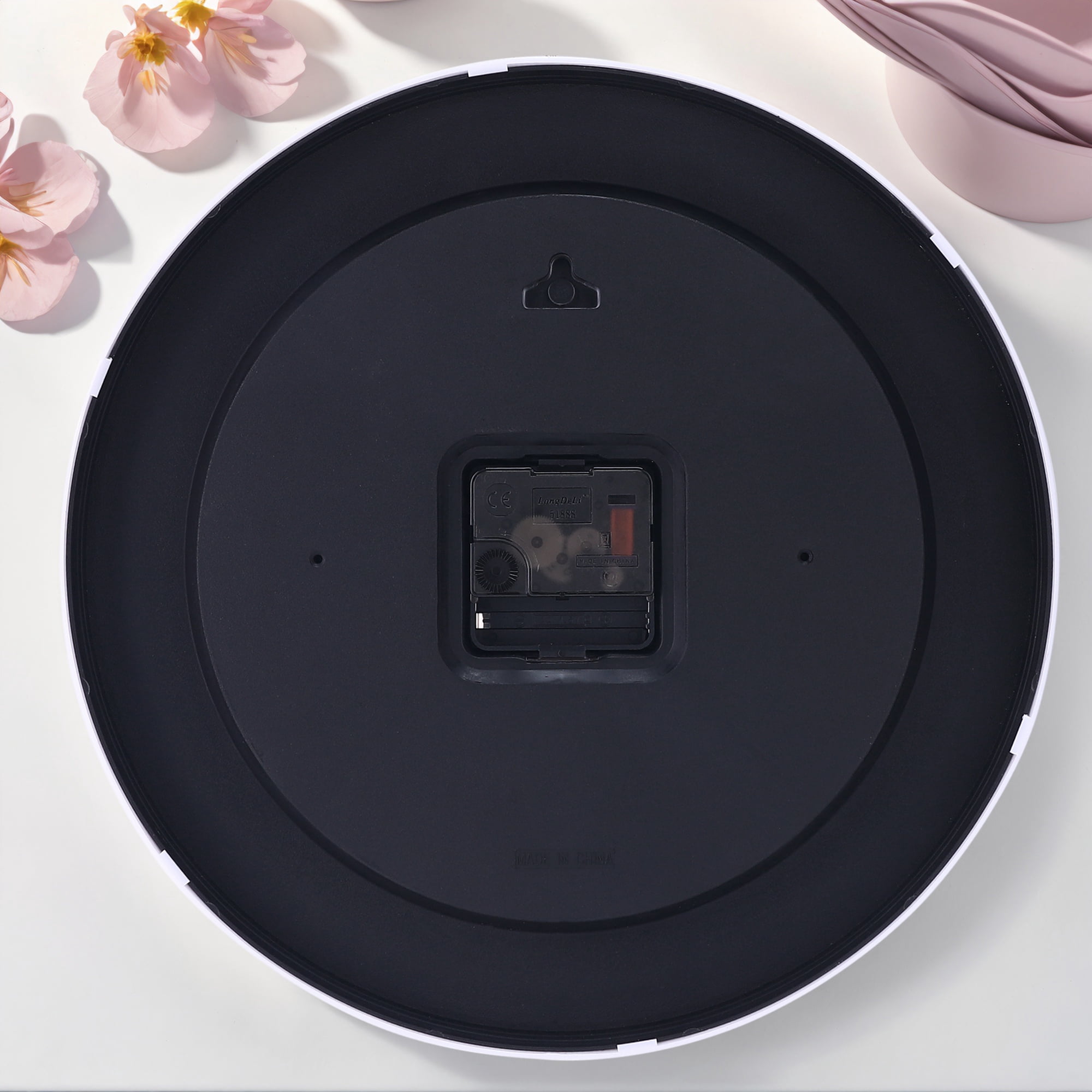 Unique Bargains Silent Wall Clock Non Ticking Battery-Powered White Pattern 4