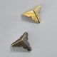 thumbnail image 4 of Paquete de 12 protectores de esquina para muebles, borde triangular de bronce antiguo, protector de esquina de Metal decorativo para caja de almacenamiento, joyero, gabinete, 4 of 5