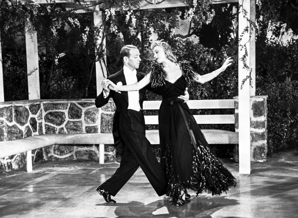 Fred Astaire and Ginger Rogers Dancing in Gazebo Photo Print (30 x 24)