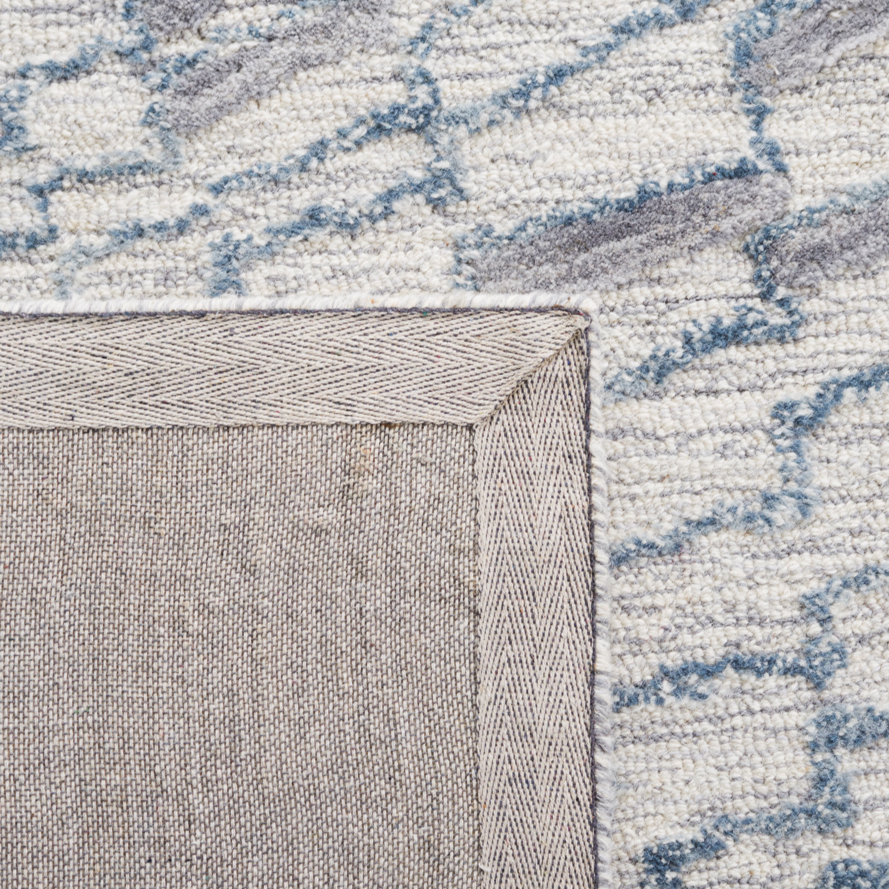 SAFAVIEH Metro Brittania Abstract Area Rug, Grey/Ivory, 6' x 6' Round