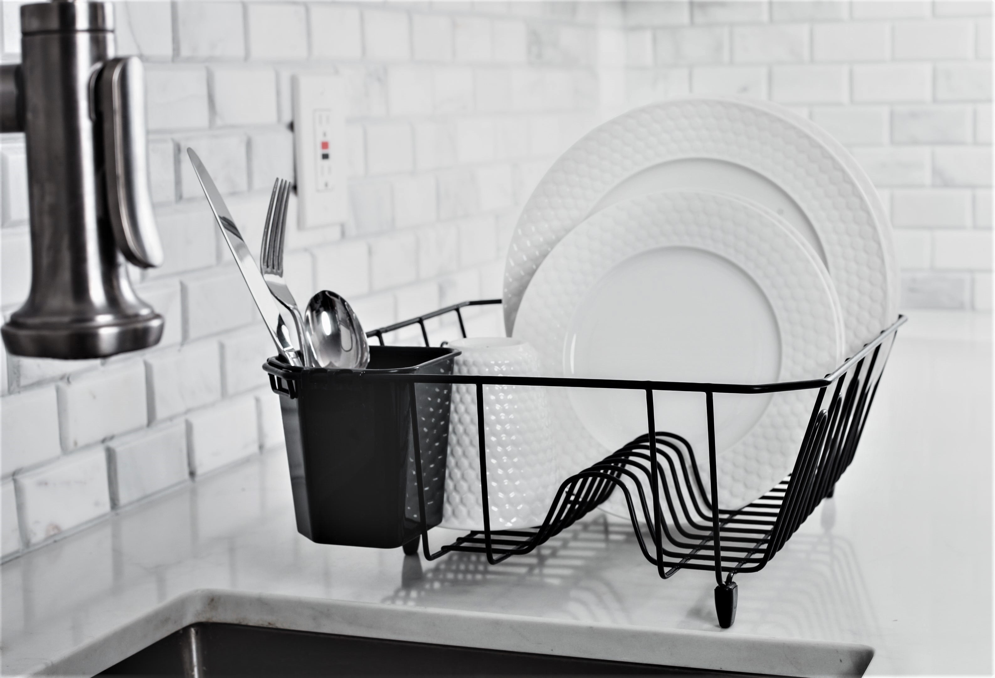 Five Favorites: Chic Black Dish Drainers - The Organized Home