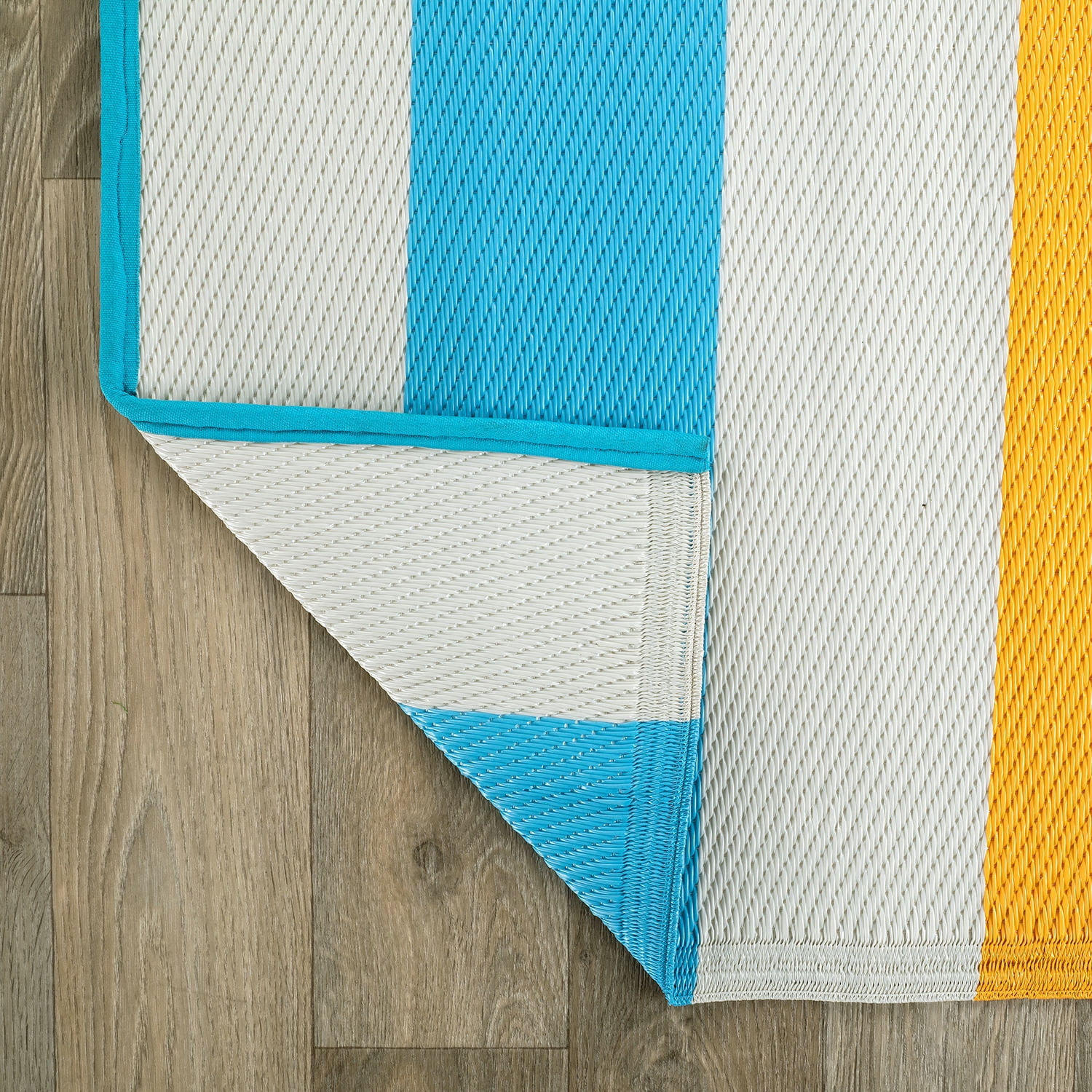 World Rug Gallery Contemporary Stripe Reversible Recycled Plastic Outdoor Picnic Mat, Camping Rug, RV Rug - MULTI 5'x7'