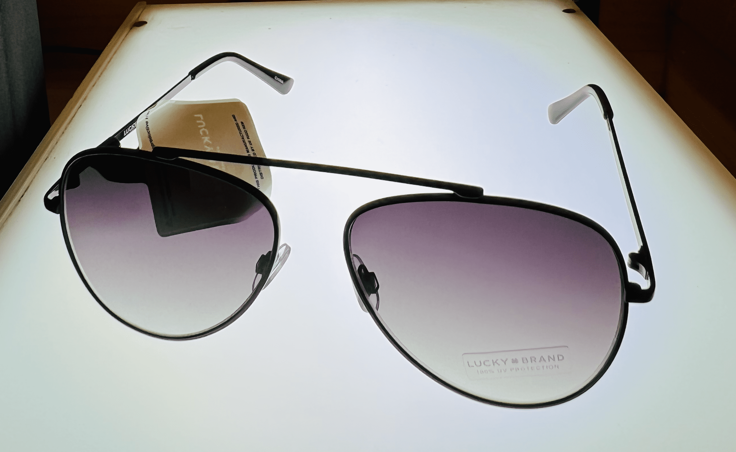 Lucky Brand Mens Black Metal Aviator, Gradient Smoke Lens  display picture 3