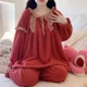 thumbnail image 3 of Conjunto de pijama de dos piezas para mujer, ropa de casa gruesa y cálida, Red de terciopelo Coral rojo, talla grande, otoño e invierno, nuevo, 3 of 4