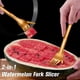 thumbnail image 4 of Cortador de tenedor de sandía de acero inoxidable, 2 uds., dispositivo para cortar sandía de verano, herramientas de frutas y verduras para fiestas familiares, camping, brillar Electrónica, 4 of 4